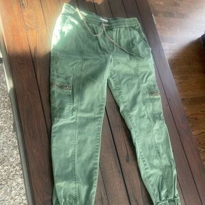 Women's Bullhead Chino Cargo Jogger Stretch Green